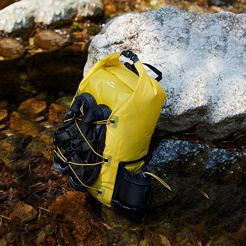 Naturehike nepromokavý batoh Far mountain 25l 430g - žlutý